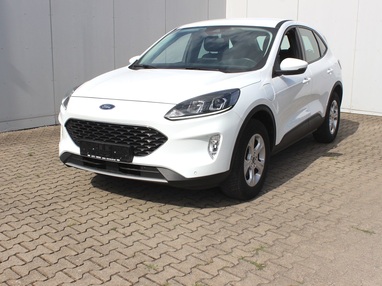 Fahrzeugabbildung Ford Kuga Plug-In Hybrid Cool & Connect 2,5 Duratec