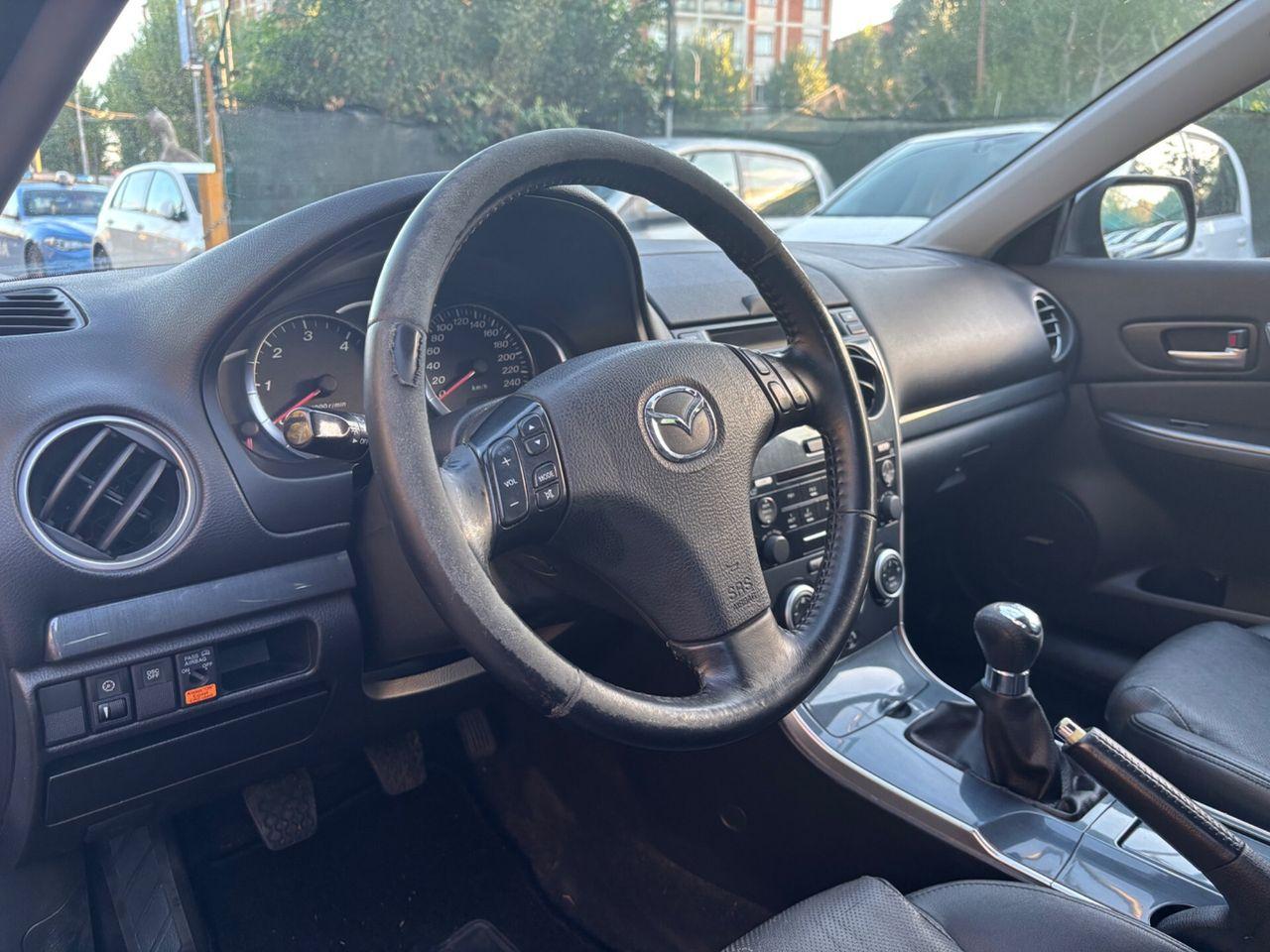 Mazda  2007 — photo 12