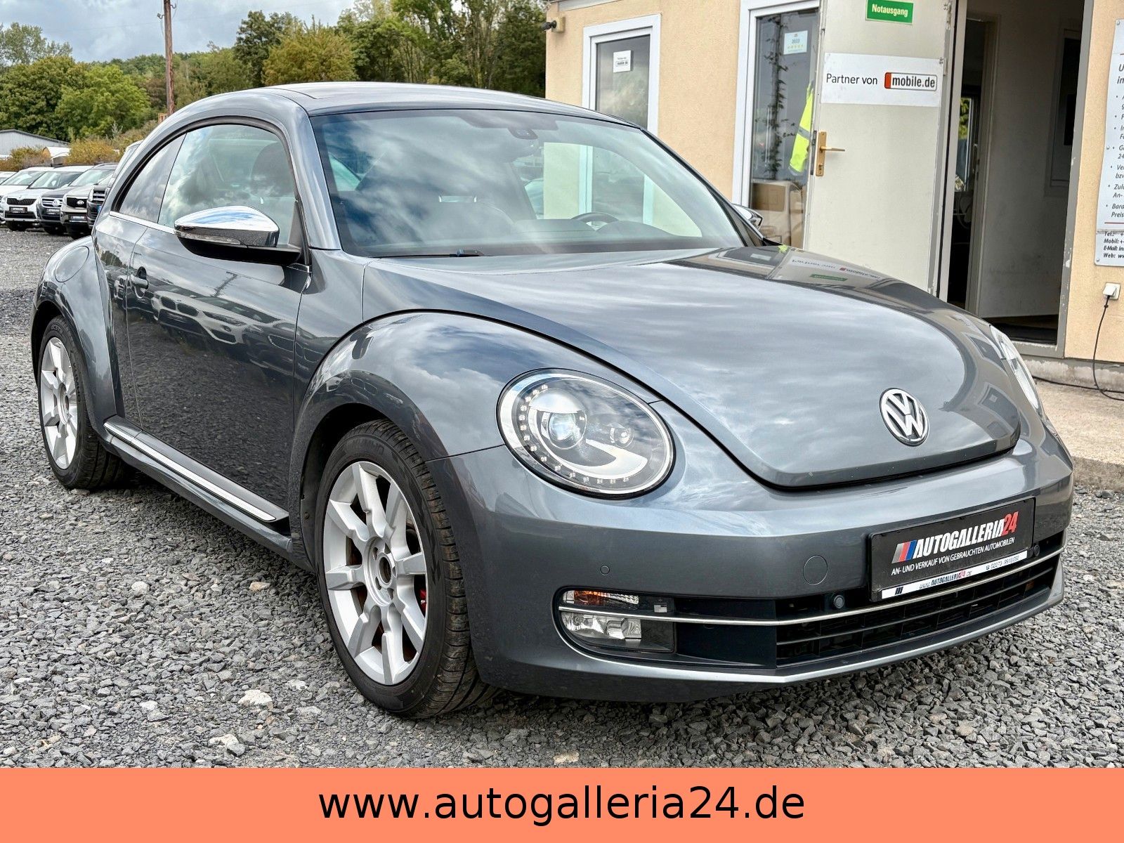 Fahrzeugabbildung Volkswagen Beetle 2.0 TSI DSG SPORT Navi Pano Xenon 147 kW