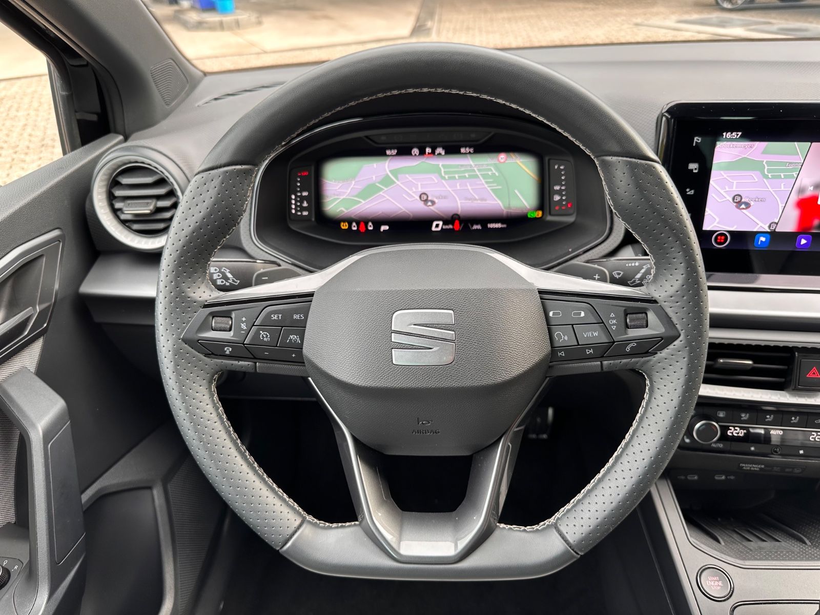 Fahrzeugabbildung SEAT Ibiza 1.0 TSI FR Black Edition DSG ACC/LED/Kamer