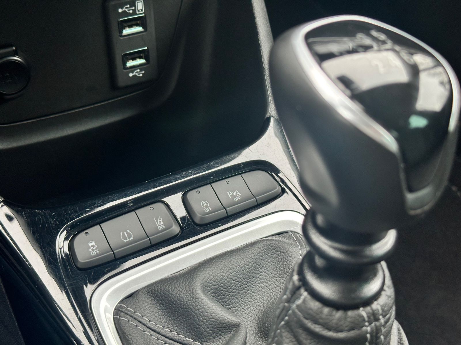 Fahrzeugabbildung Opel Crossland Elegance*Navi*Sitzheizung*PDC*Kamera