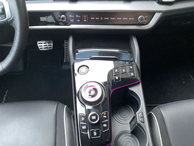 Fahrzeugabbildung Kia Sportage GT-LINE 1.6 T-GDI MILD-HYBRID EU6d*PANO