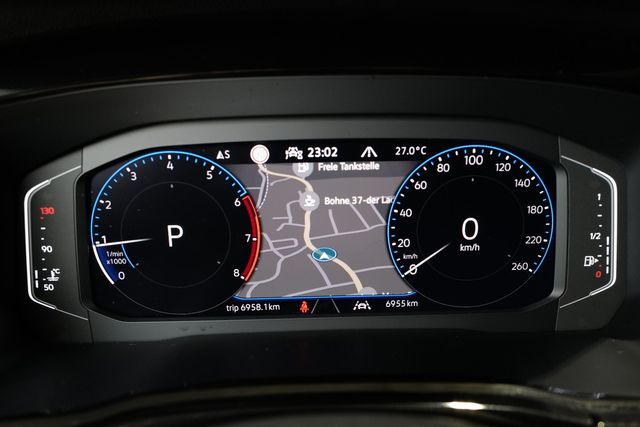 Volkswagen Touran 1.5TSI DSG Highline AHK Pano Rkam Keyless