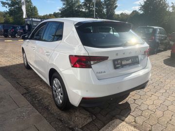 Fahrzeugabbildung SKODA Fabia 1.0TSI Essence LED Klima Temp DAB PDC uvm