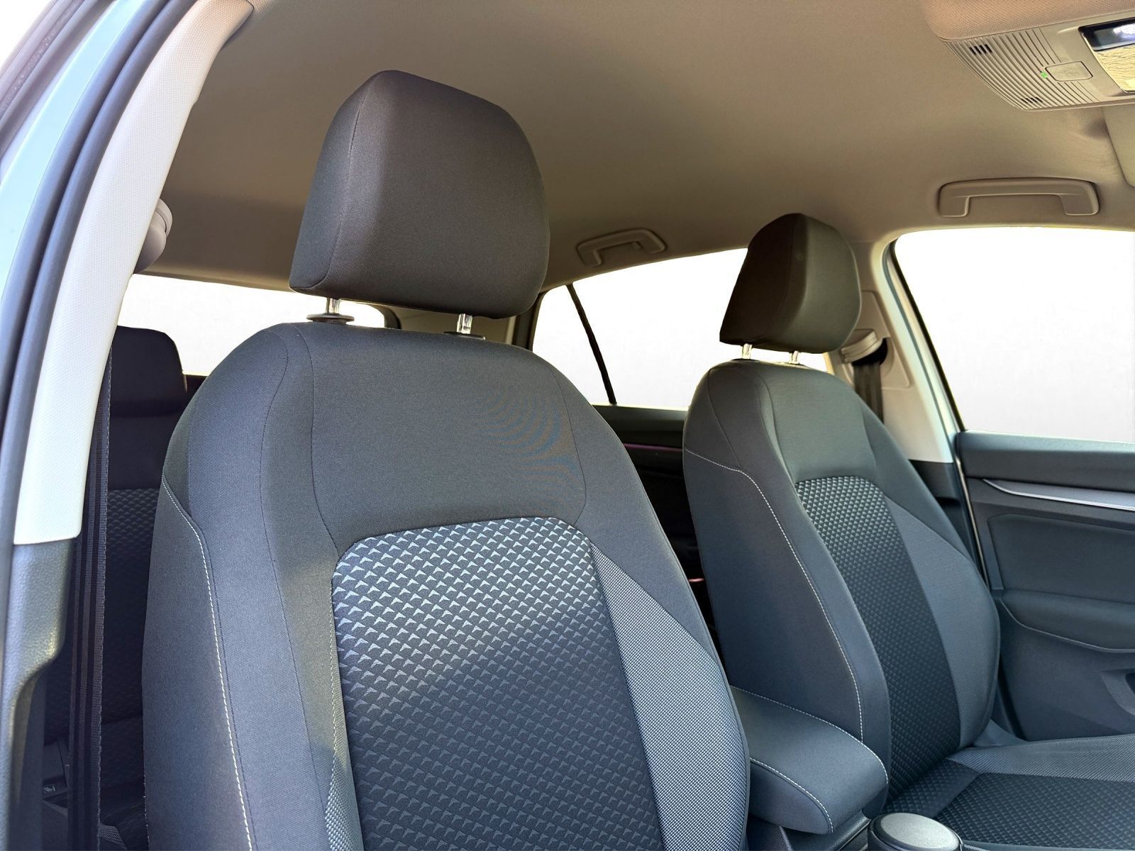 Volkswagen Golf - Bild 10
