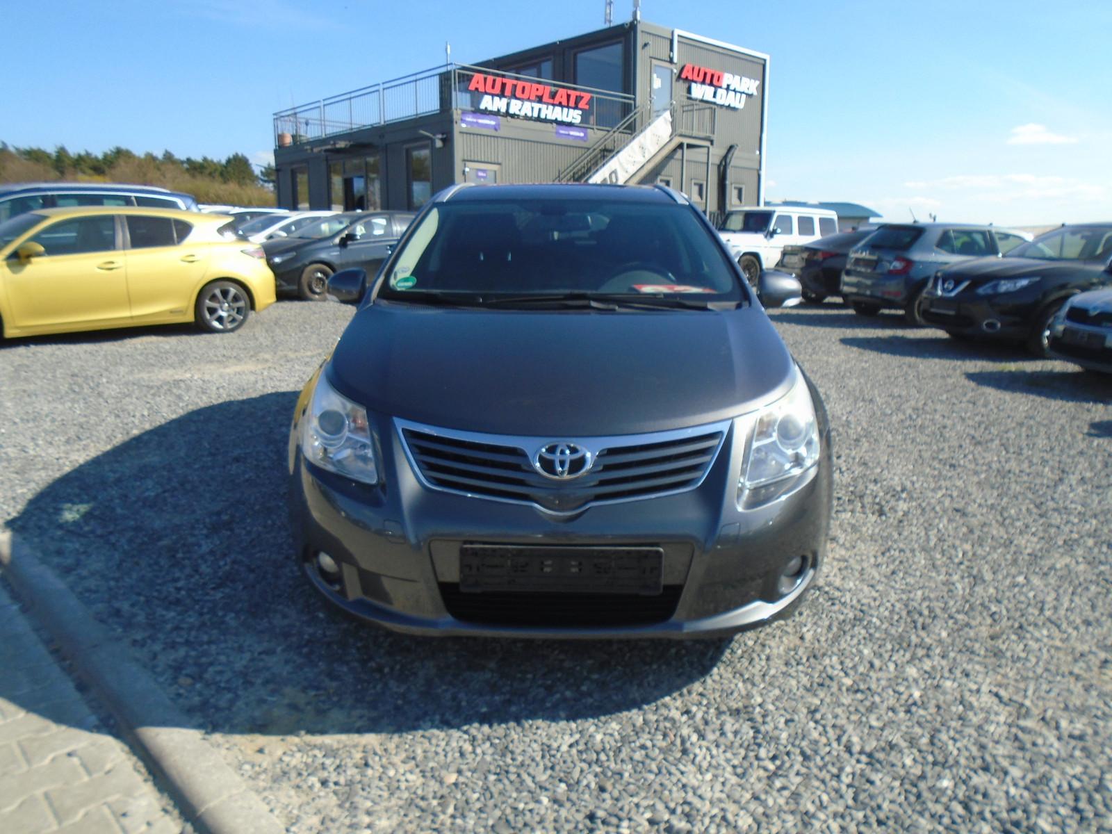 Toyota Avensis Kombi Executive