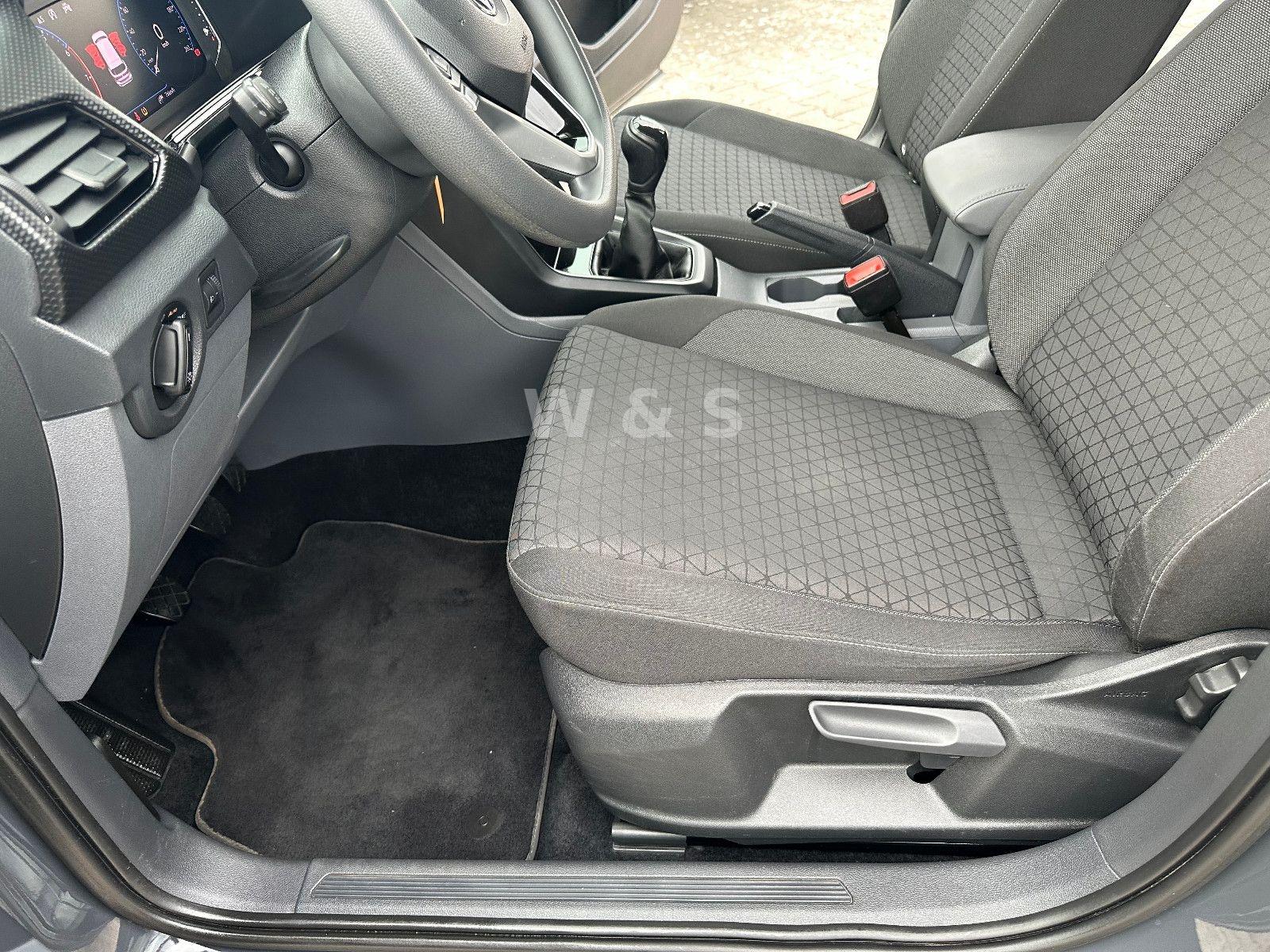 Volkswagen T-Cross Life*1-HAND*APPLE-CAR*AHK*