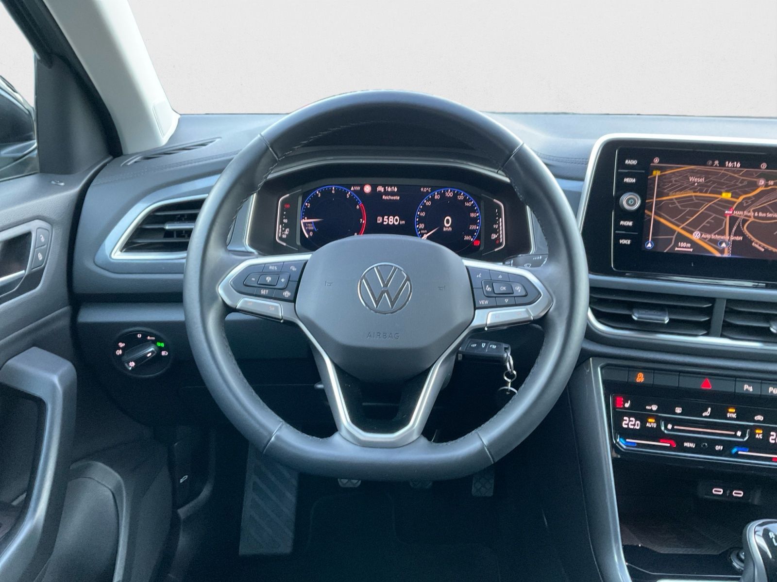 Volkswagen T-Roc - Bild 12