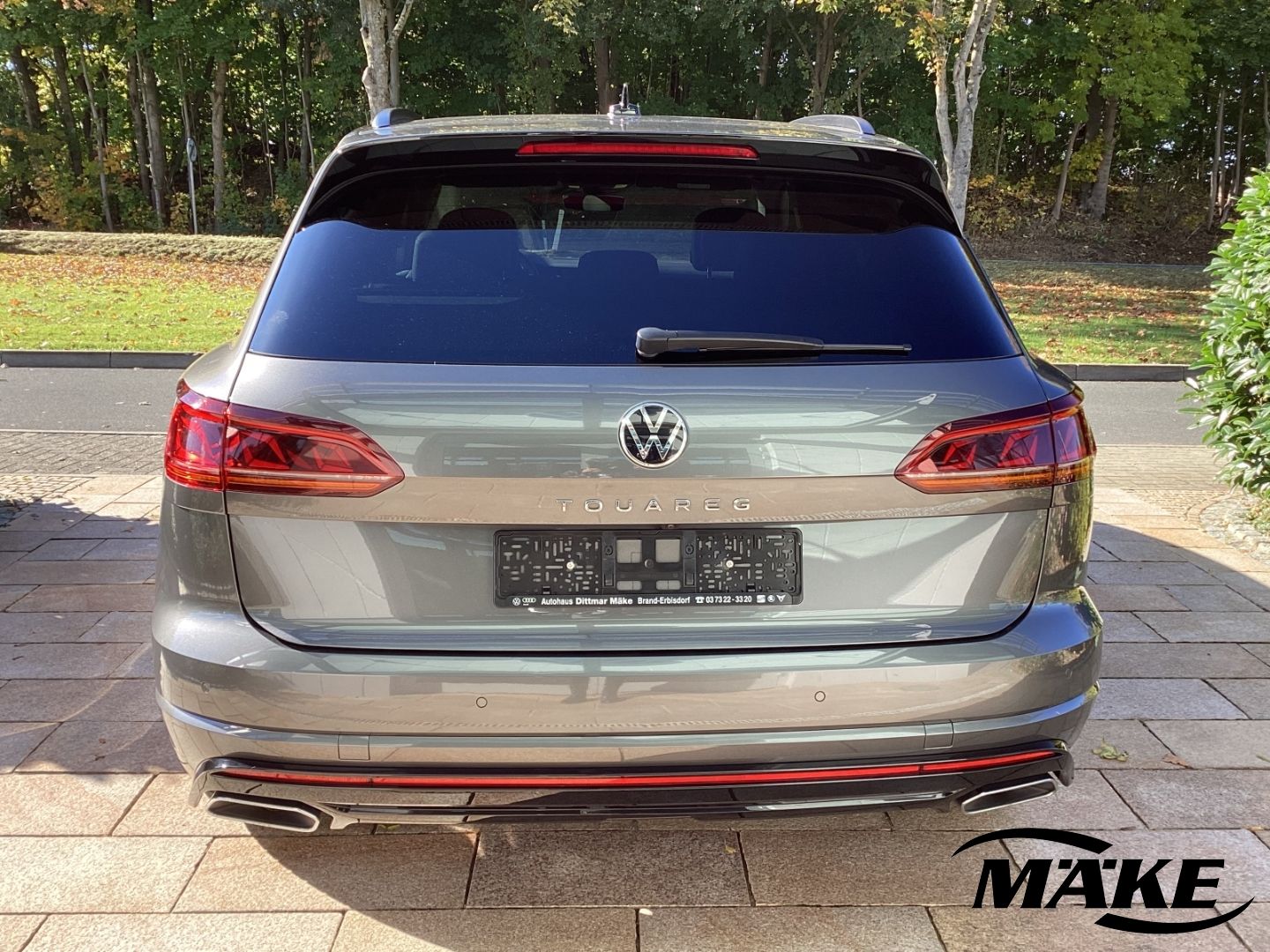 Touareg R-Line 3.0 TDI DSG 4m PD LUFTFED LEDER