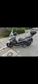 Kawasaki J300 - KAWASAKI J300