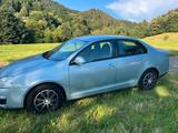 Volkswagen WV Jetta 1.6 Benzin von Erstesitzen - gebrauchte VW Jetta aus dem Jahr 2009