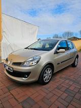 Renault Clio 1.5 Dci Klima Zahnriemen Serv... - Renault Clio aus 2006 mit Diesel-Antrieb