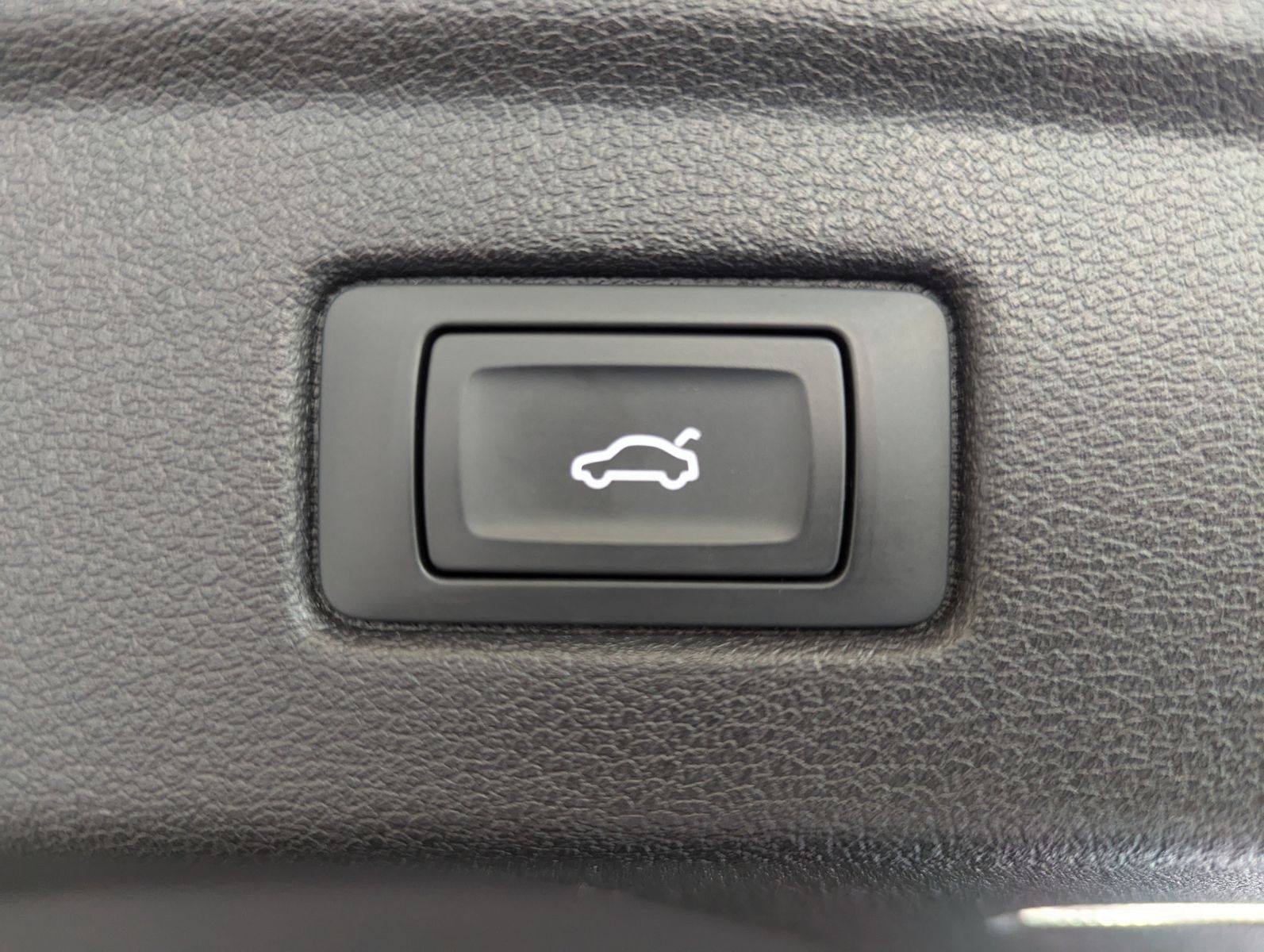 AUDI A5 40 TDIS-Line Cam Memory Matrix AHK 20" - Image 17