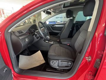 Volkswagen Passat Variant - 12