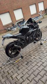Kawasaki ZX10R - KAWASAKI MOTORRAD