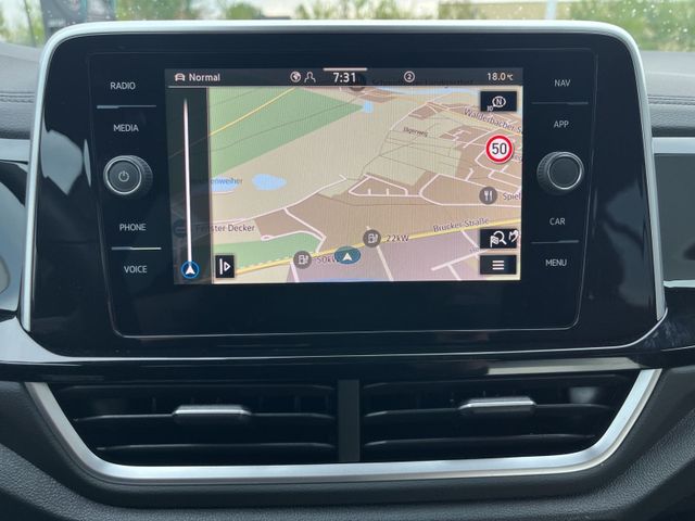 T-Roc R-Line 1.5 TSI DSG,ACC,LED,Navi,AHK
