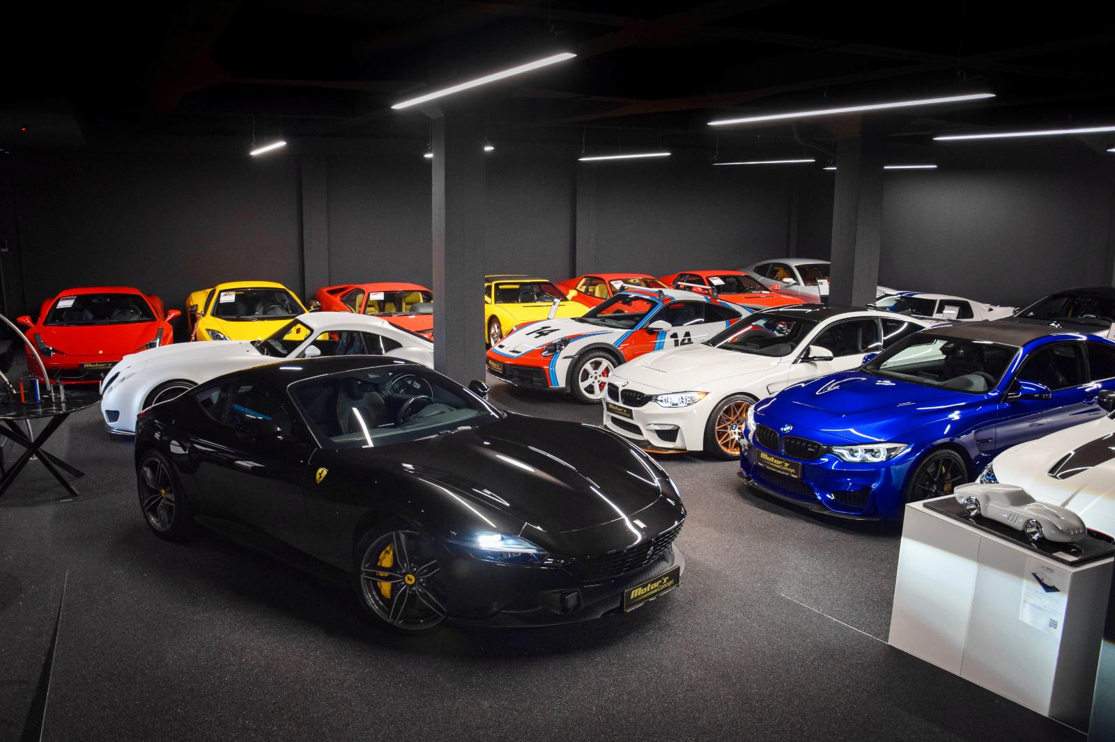 showroom-image-bottom