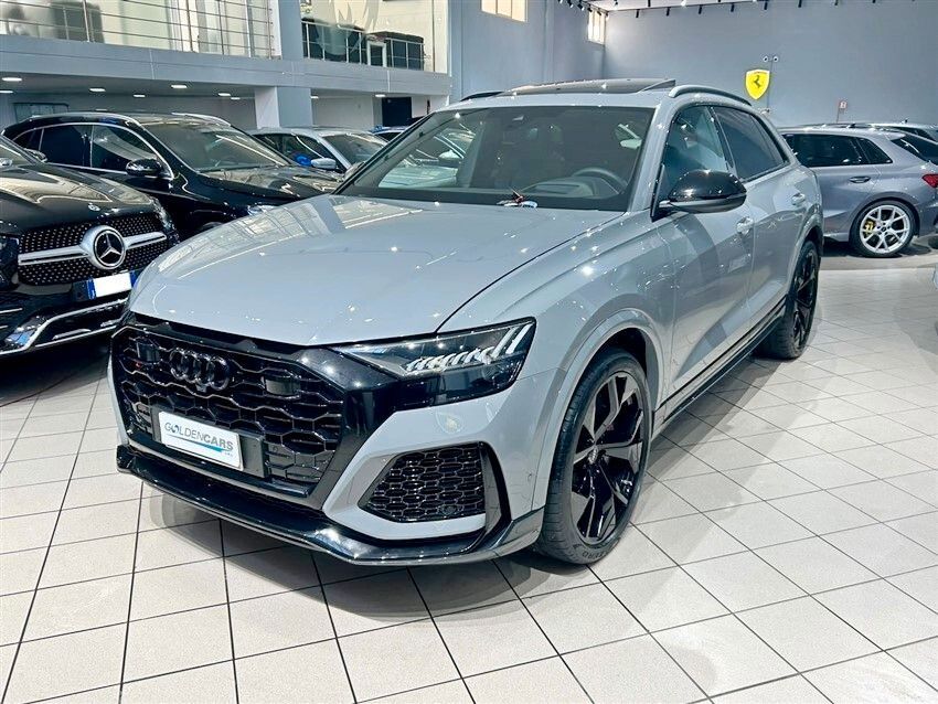 Image of Audi Q8