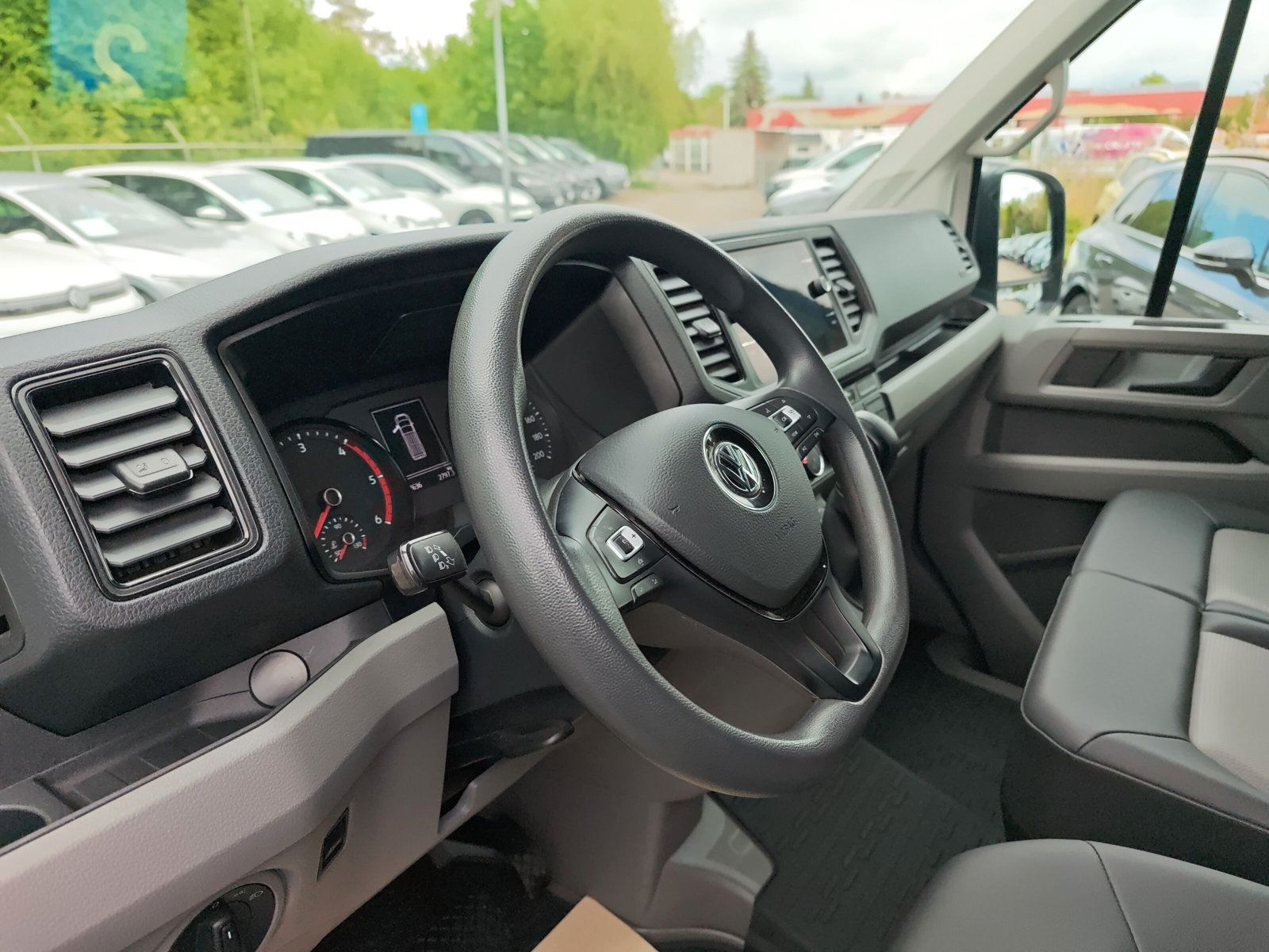 Crafter Kasten 35 MR Hochd TDi DSG Navi Kamera