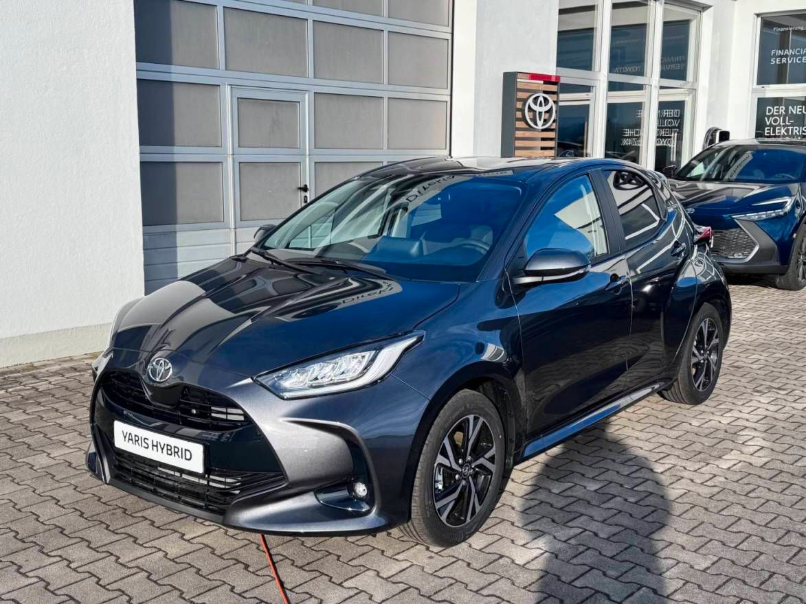 Toyota Yaris - 1,5 l Hybr Teamplayer + Comf. Paket