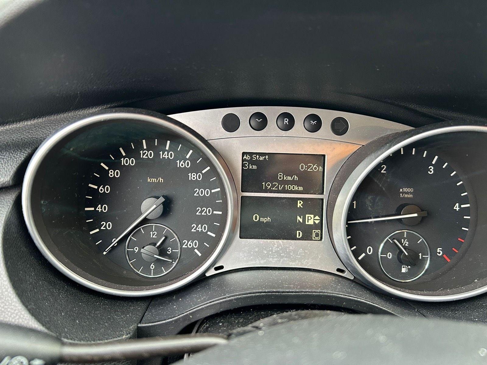Mercedes-Benz R280 2007 — photo 7