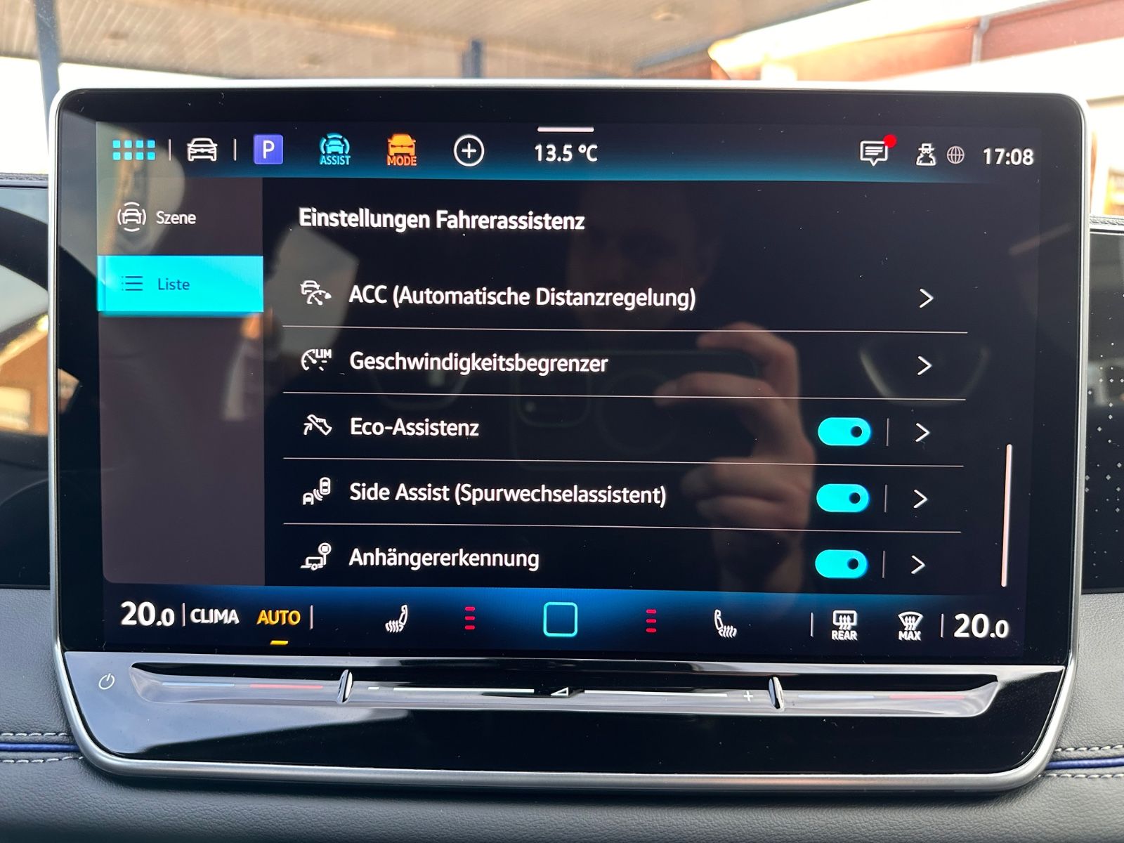 Fahrzeugabbildung Volkswagen Tiguan R-Line 1.5 eTSI AHK/Matrix/Navi/APP/ACC