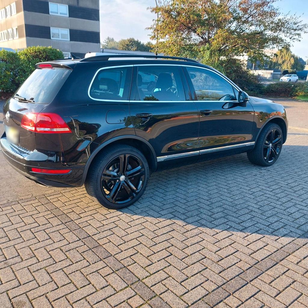Volkswagen VW Touareg