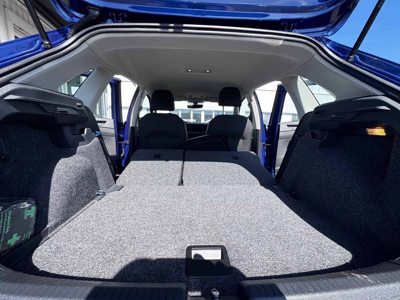 Fahrzeugabbildung Volkswagen Polo Highline  1.0 TSI Rueckfahrkamera