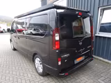 Opel Vivaro B Kombi Life L2H1, AHK, SHZ, 7-Sitzer *7 - Opel Vivaro: Schwarz