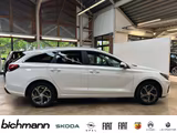 Hyundai i30 Pure BT USB DAB+ Dachspoiler PDC - Hyundai i30 Pure mit Benzin-Antrieb