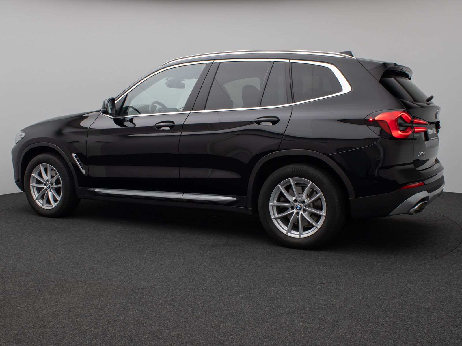 Fahrzeugabbildung BMW X3 xD20i Kamera DAB Leder Alarm M Sport 18Zoll