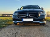 Mercedes-Benz Autom. l Plug-in Hybrid l 2023 l 15.000 km l TOP