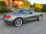 BMW Z4 Roadster sDrive 30i*Navi*Xenon'Leder*19 Zoll - BMW aus 2010: R