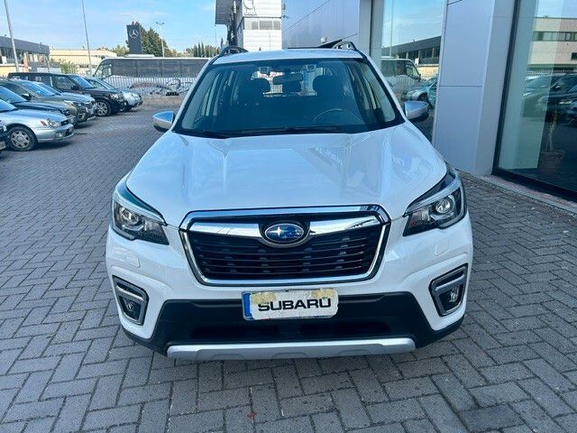 Subaru Forester 2.0 e-Boxer CVT Lineartronic FRE imagem 2