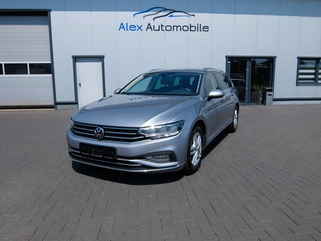 VW Passat Variant Elegance 1Hand Leder Navi LED AHK