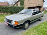 Audi 100 - Audi 100 in Berlin