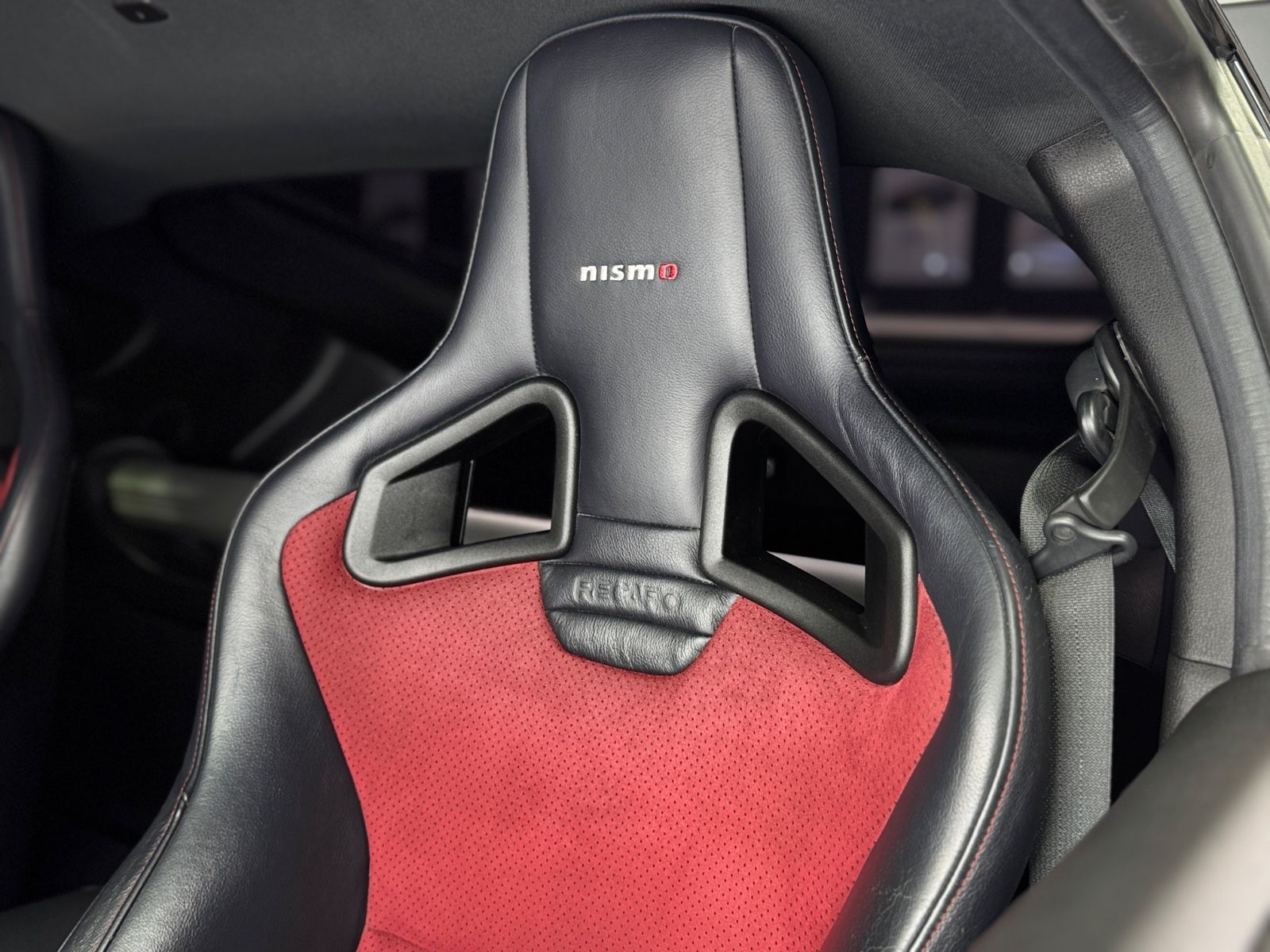 Fahrzeugabbildung Nissan 370Z Nismo|BOSE|RECARO|SCHALTER|D-FZG|U-FREI