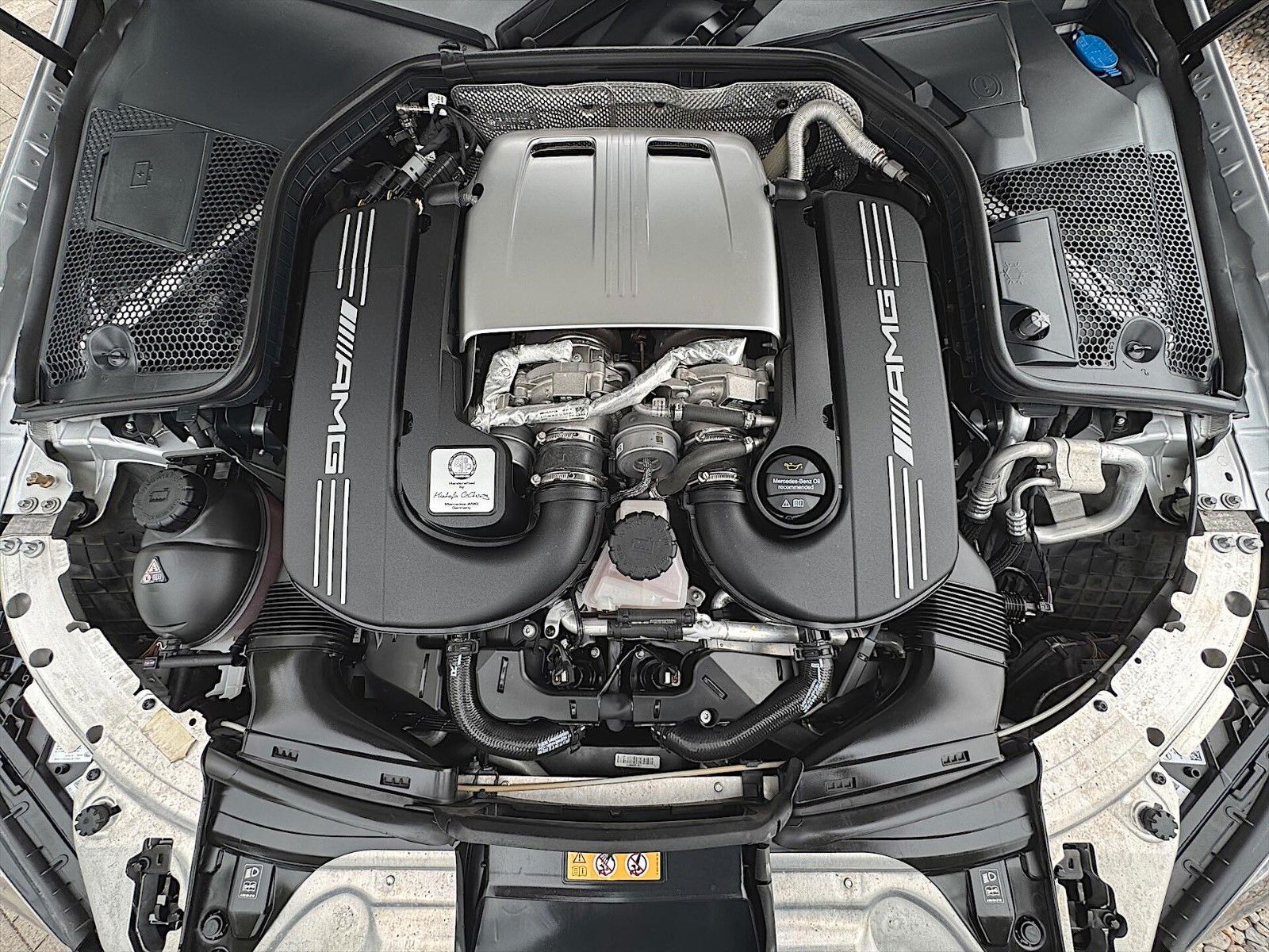 Fahrzeugabbildung Mercedes-Benz C 63 S AMG Coupe Performance *Sportabgas*LED*