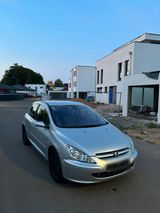 Peugeot 307 - 120.000 km Tüv neu - Peugeot 307 aus 2002