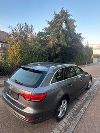 Audi A4 - 5