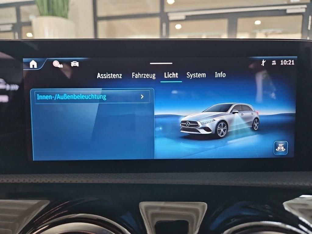 Fahrzeugabbildung Mercedes-Benz A 180 Progressive Navi KAM SpurH LED SHZ RDK
