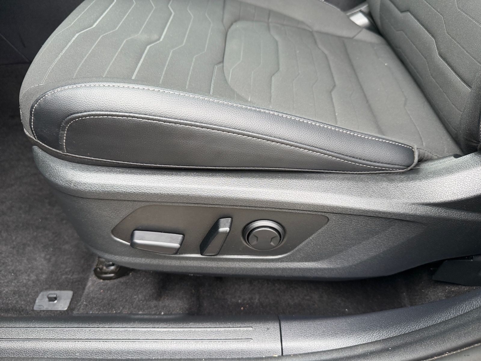 Fahrzeugabbildung Kia Sportage 1.6 CRDi Spirit 4WD