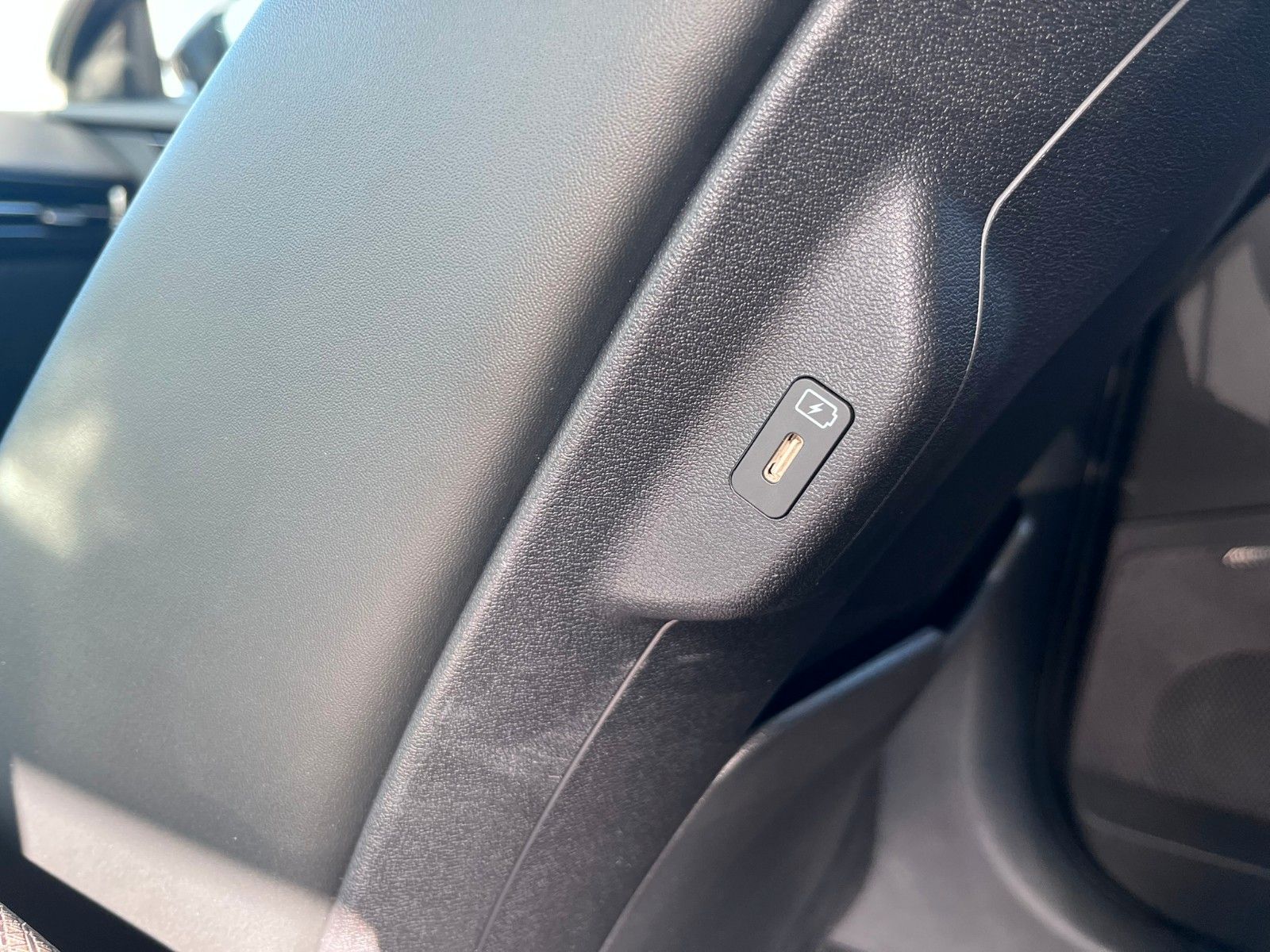 Fahrzeugabbildung Kia EV6 Leder Sitzhzg/lüftung Kamera WP Design Ambie