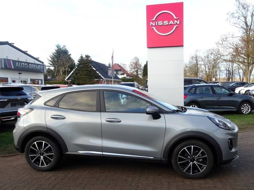 Fahrzeugabbildung Ford Puma 1.0 EcoBoost Mild Hybrid Titanium