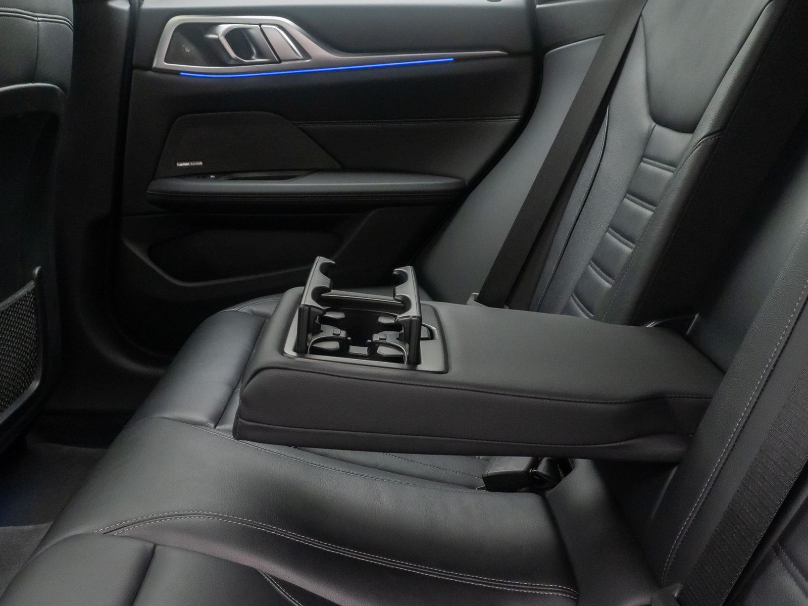 Fahrzeugabbildung BMW M440 i xD Gran Coup&eacute; H/K Kamera HUD DAB 19Zoll