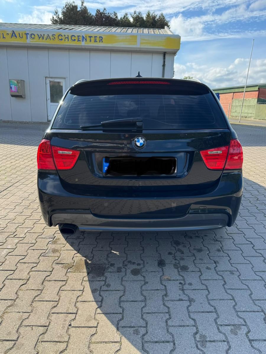 BMW 318 2012 — photo 5