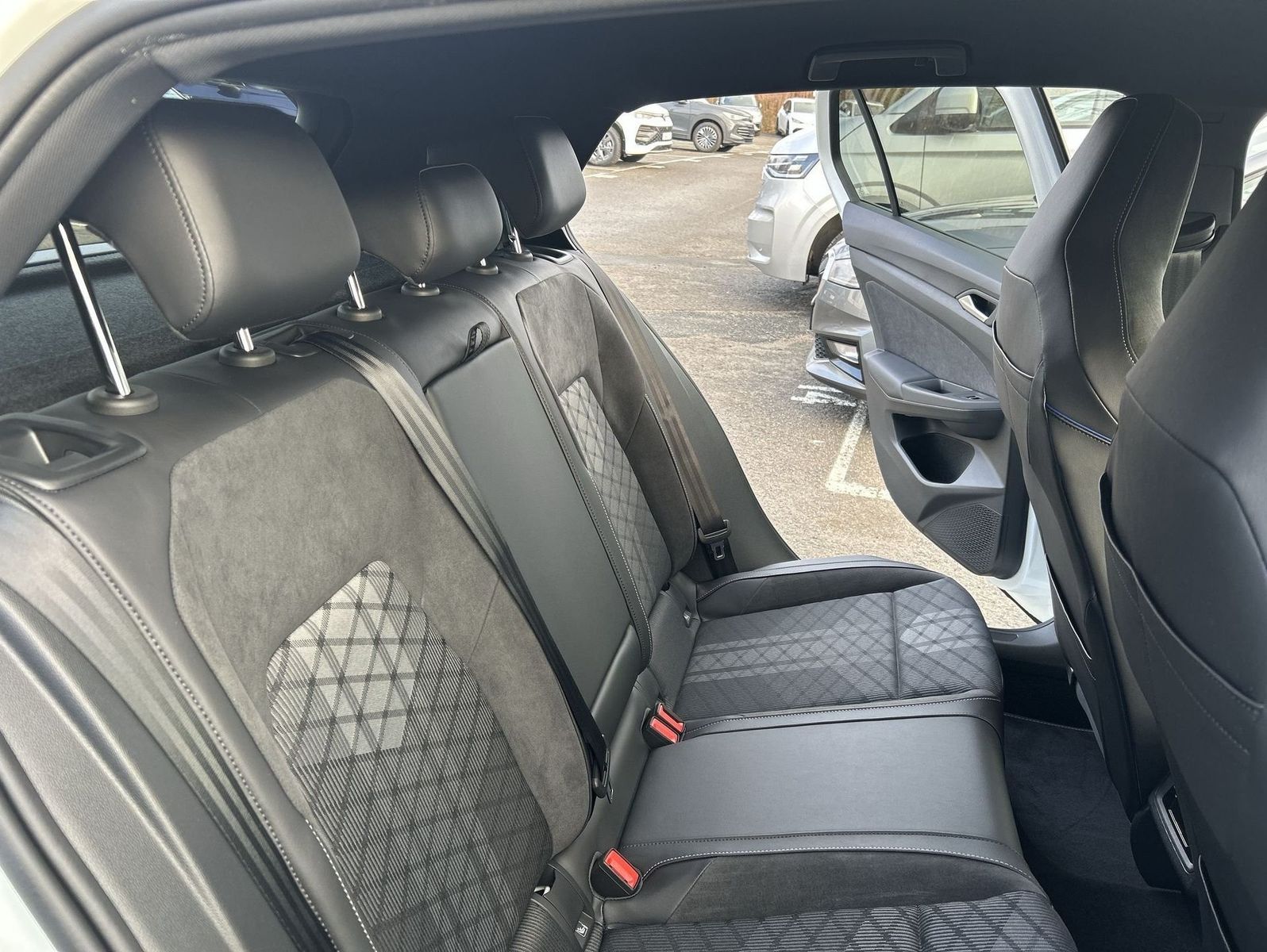 Volkswagen Golf - Bild 19