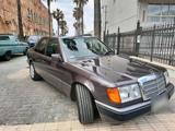 Mercedes-Benz Mercedes 230E W124 - Mercedes-Benz 230: W124 230e