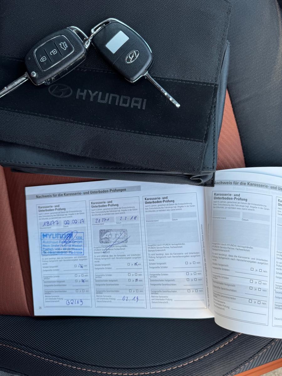 Hyundai i10 FIFA World Cup Edition