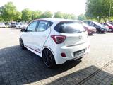 Hyundai i10 Sport - Hyundai: Sport